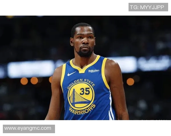 勇士杜兰特在对阵魔术时的精彩表现与比赛分析